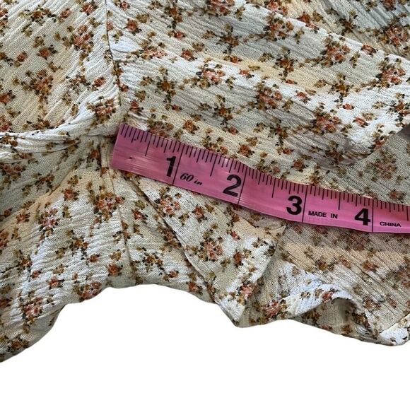 Illa Illa Floral Romper - Picture 11 of 11